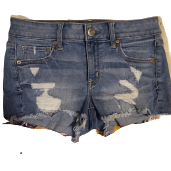 American Eagle Distressed Shortie Denim Jean Shorts, Size: 4 - Picture 6 of 9